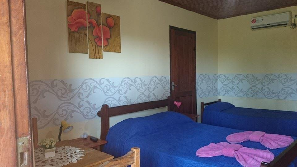 Hostel Y Posada Colibri Puerto Iguazú Buitenkant foto